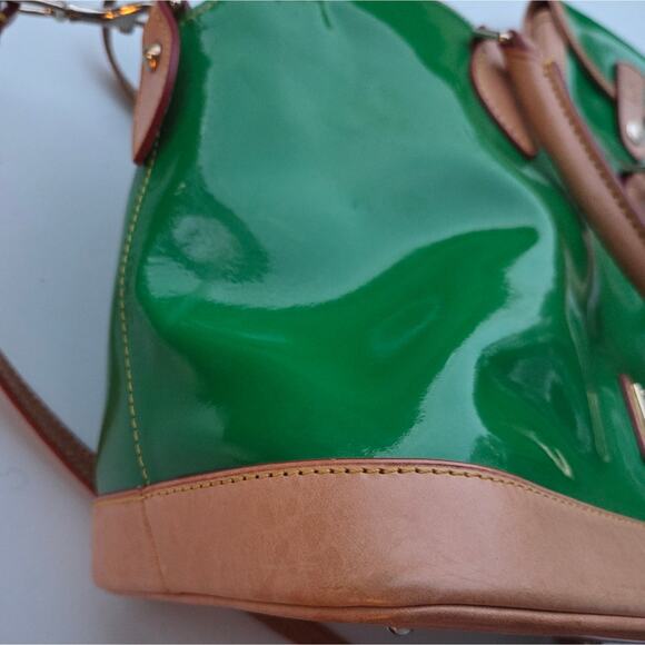 Dooney & Bourke Patent Darcy Satchel Double Handle Grass Green Handbag - Picture 14 of 15